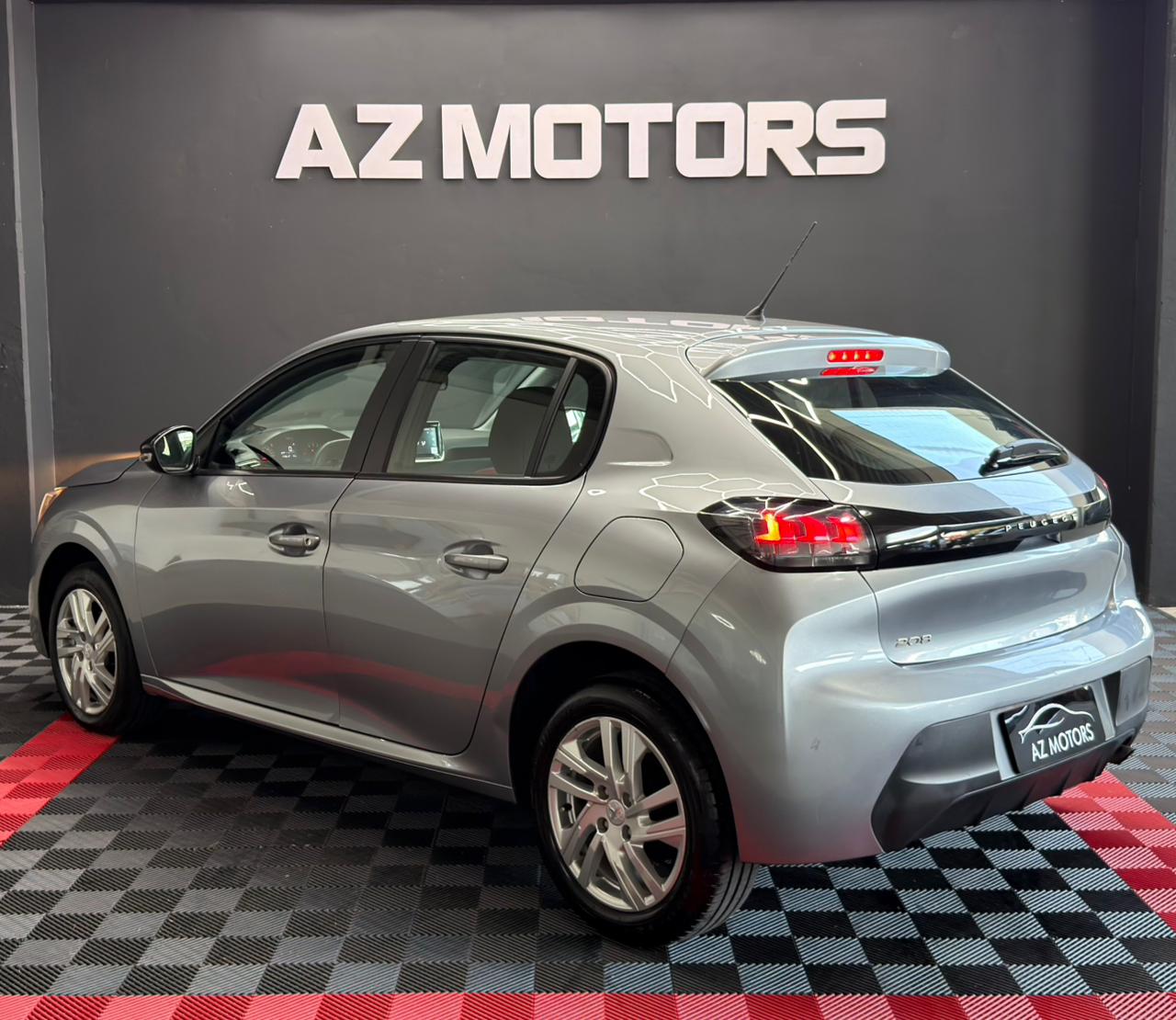 
								Peugeot 208 Active 1.6 Flex full									