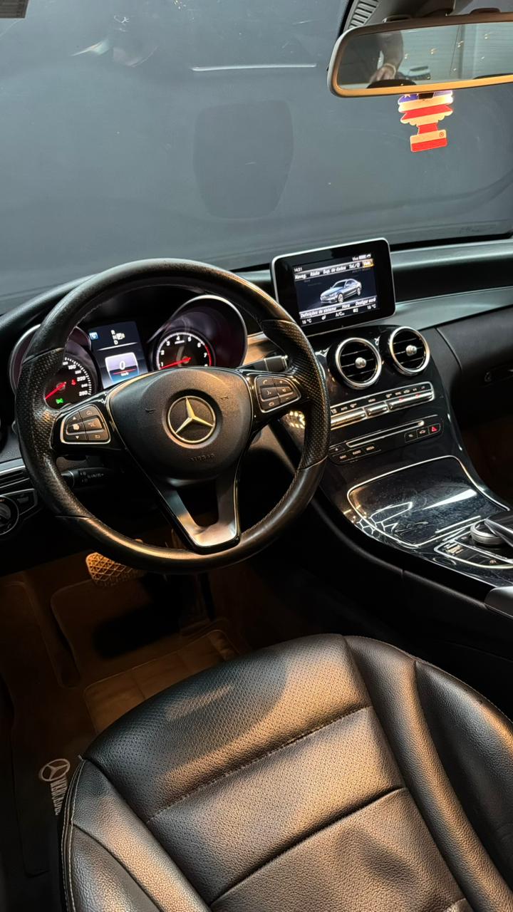 
								Mercedes-Benz C-180 full									
