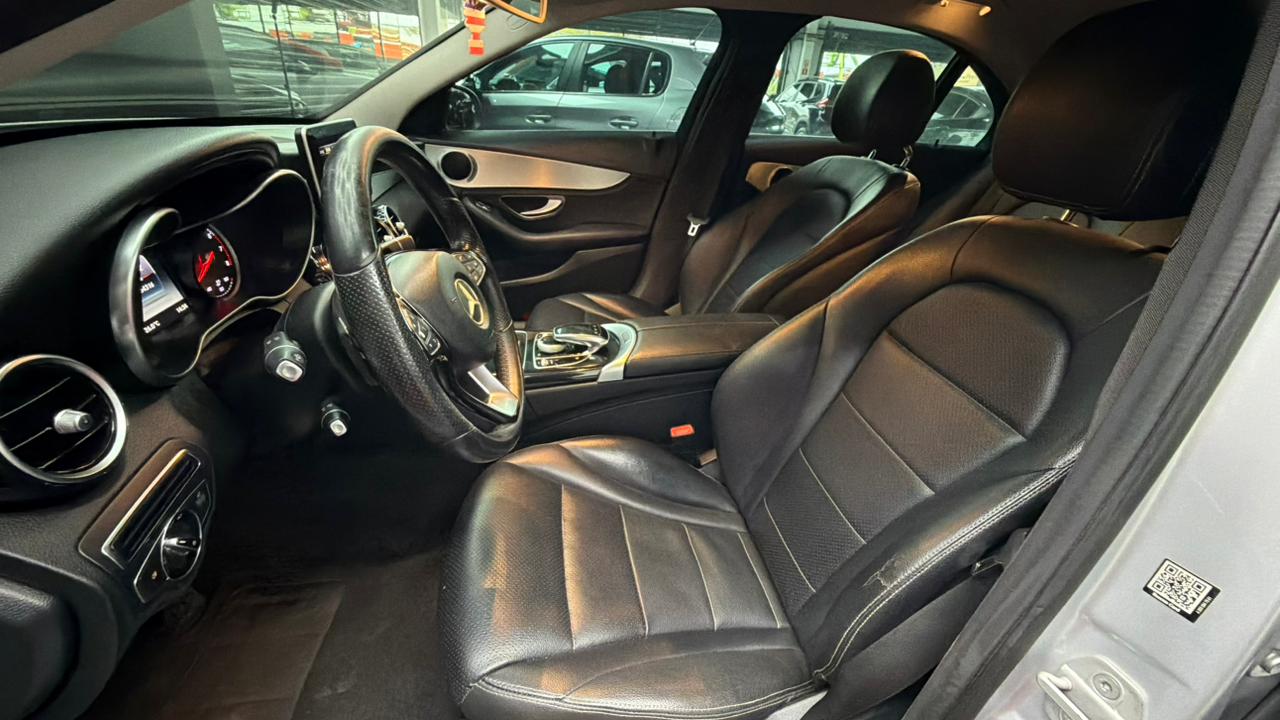 
								Mercedes-Benz C-180 full									
