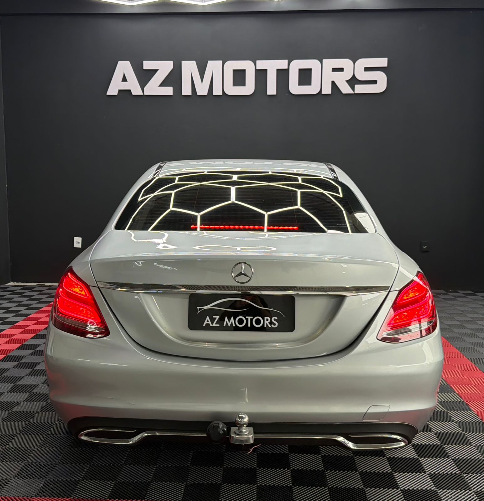 
								Mercedes-Benz C-180 full									