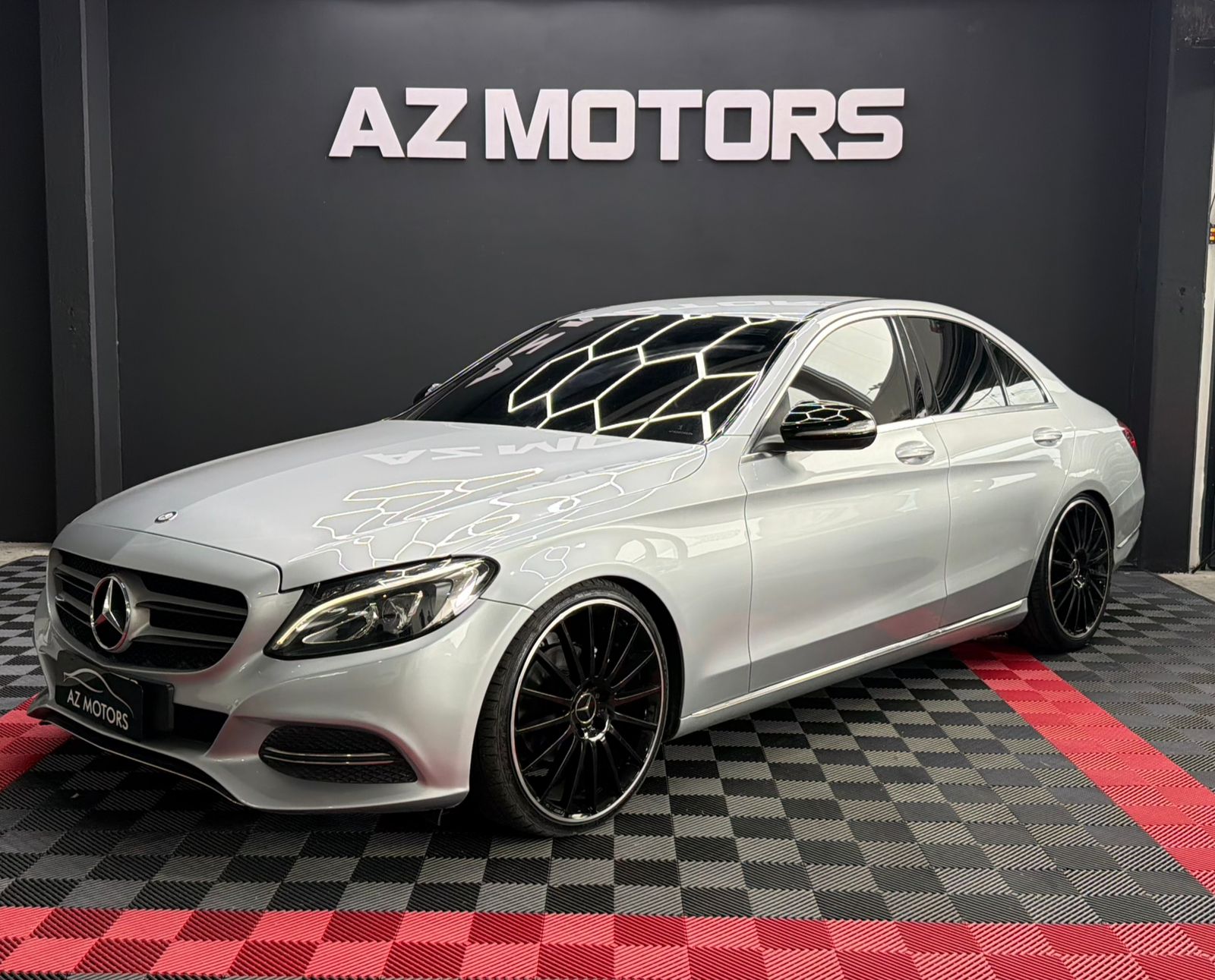 
								Mercedes-Benz C-180 full									