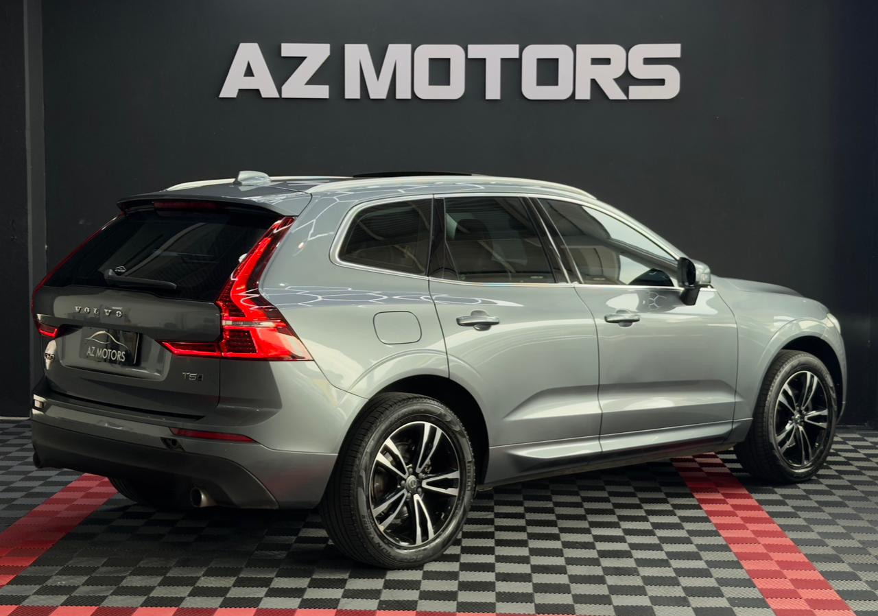 
								Volvo XC 60 D-5 MOMENTUM 2.0 full									