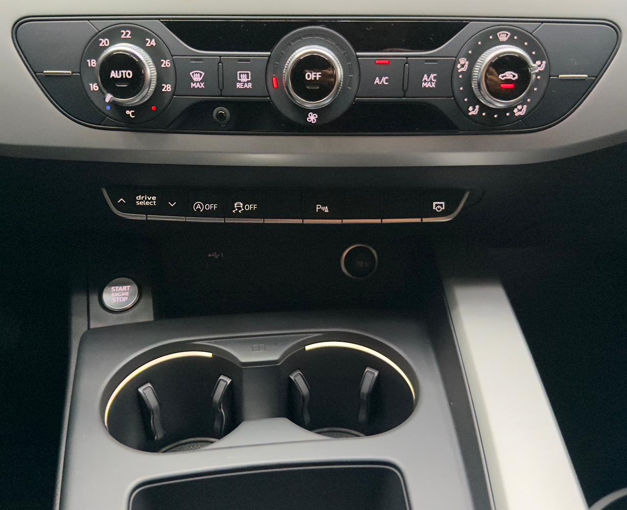 
								A4 Prestige 2.0 TFSI S-Tronic Auto – 2022 full									