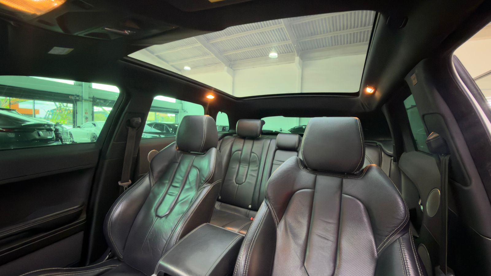 
								Evoque Dynamic 2.0 full									