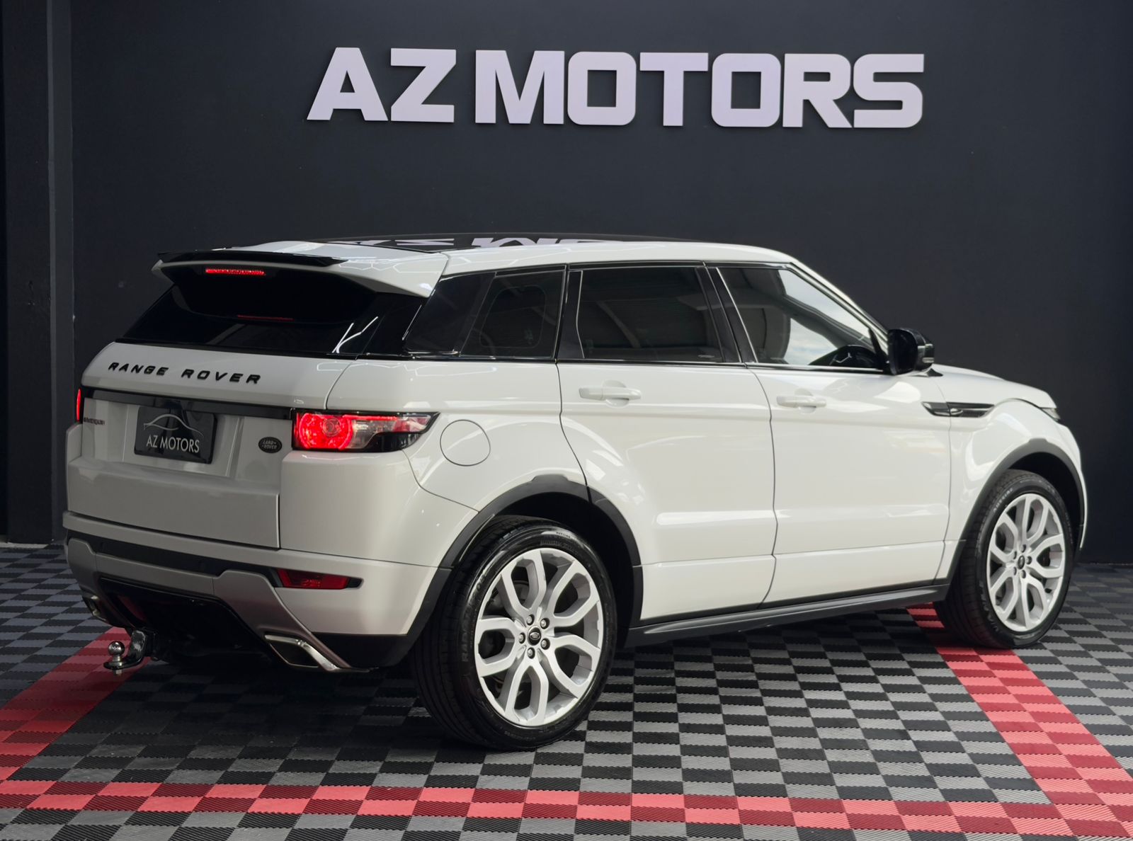 
								Evoque Dynamic 2.0 full									