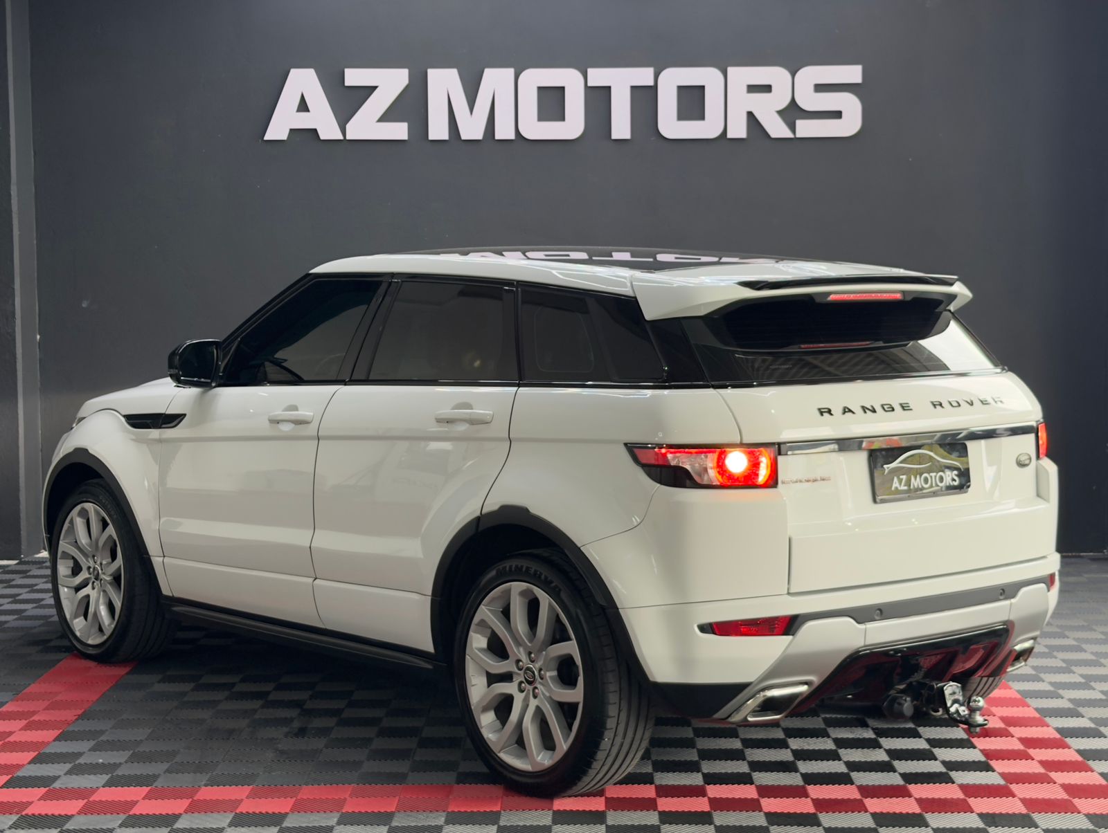 
								Evoque Dynamic 2.0 full									