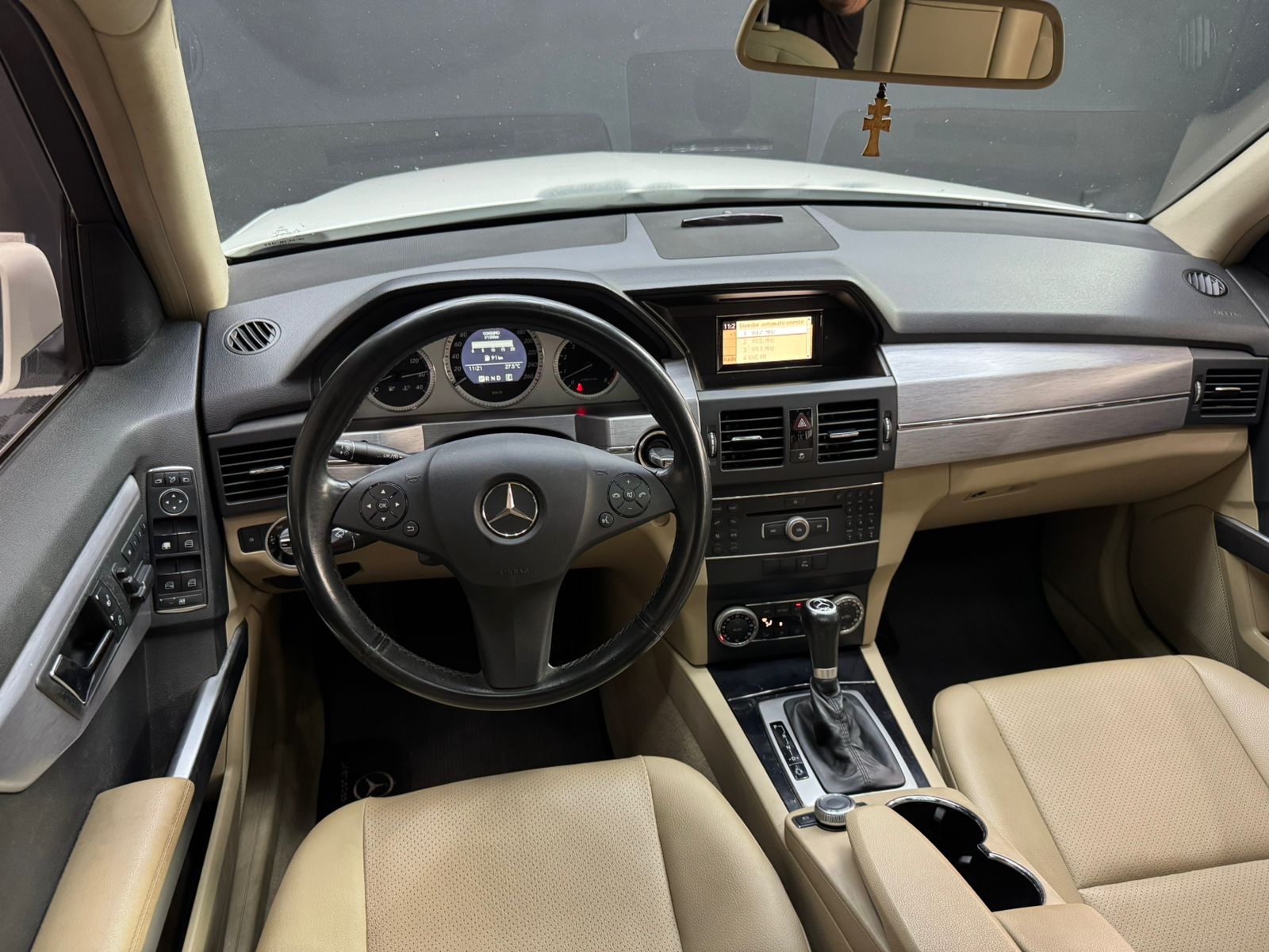 
								Mercedes GLK 300 full									