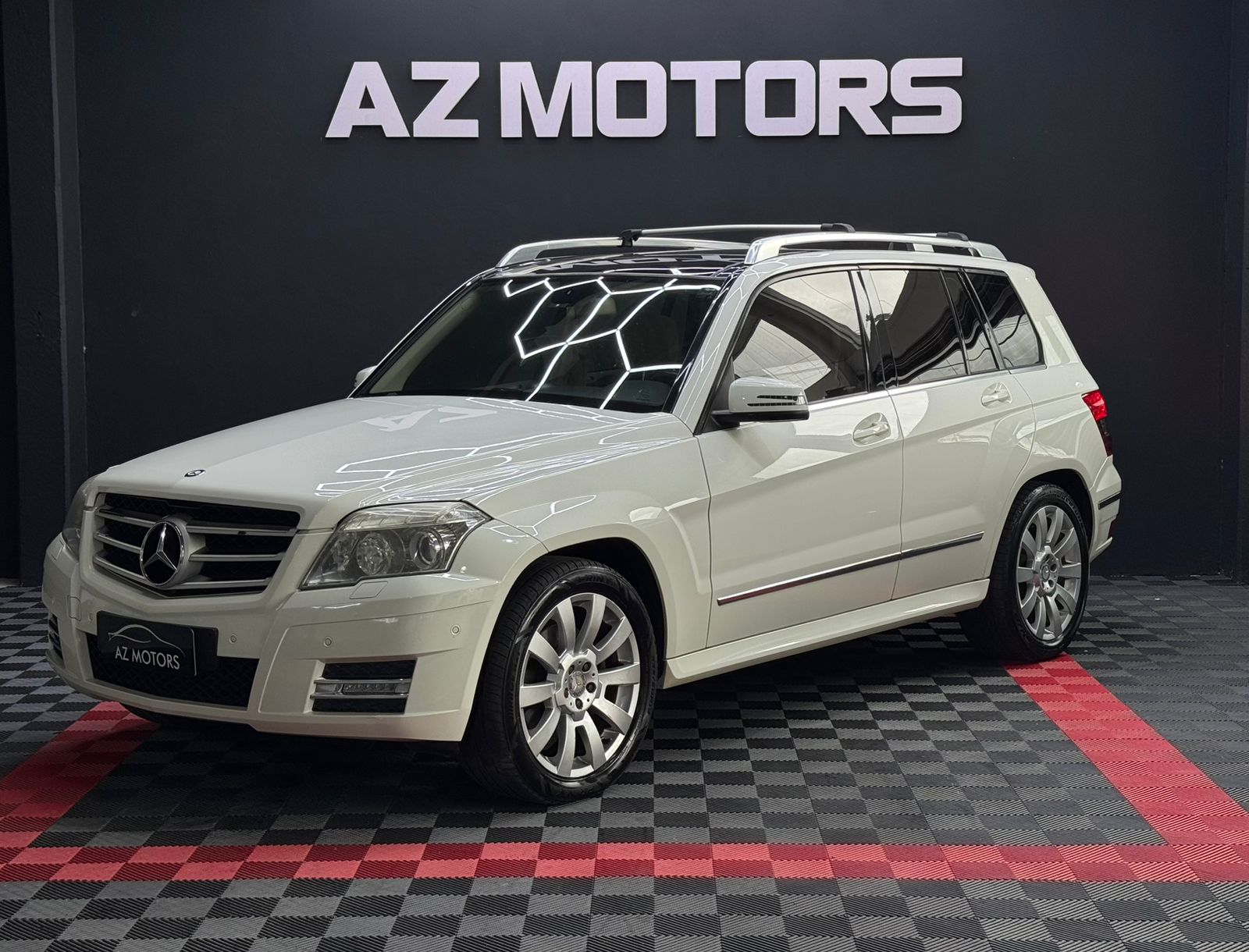 
								Mercedes GLK 300 full									