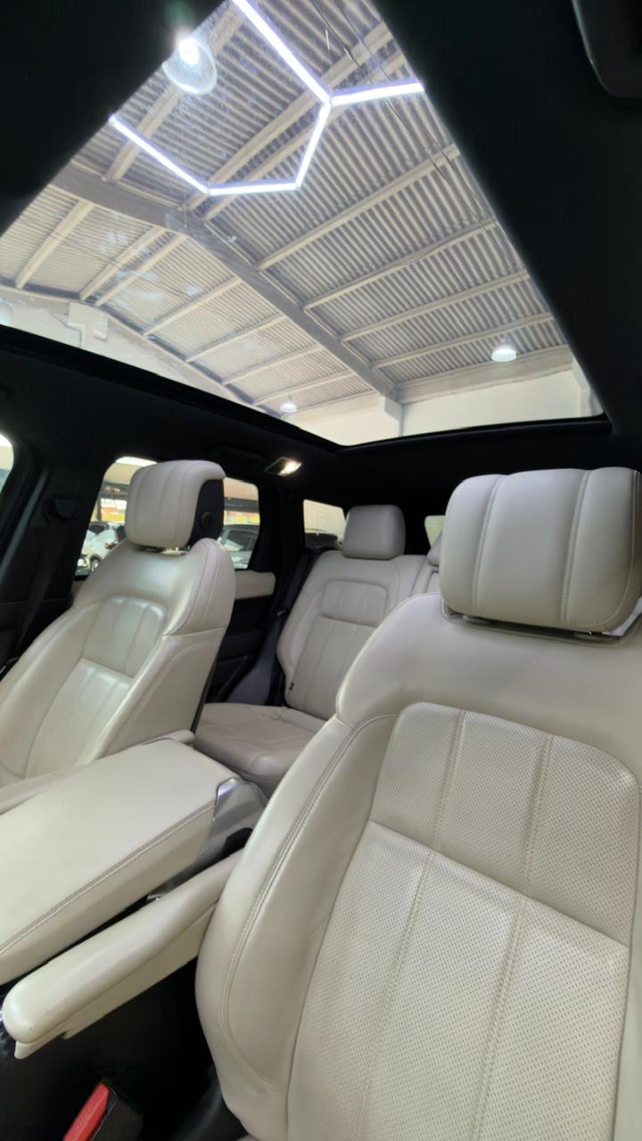 
								Range Rover 3.0 HSE Sport full									
