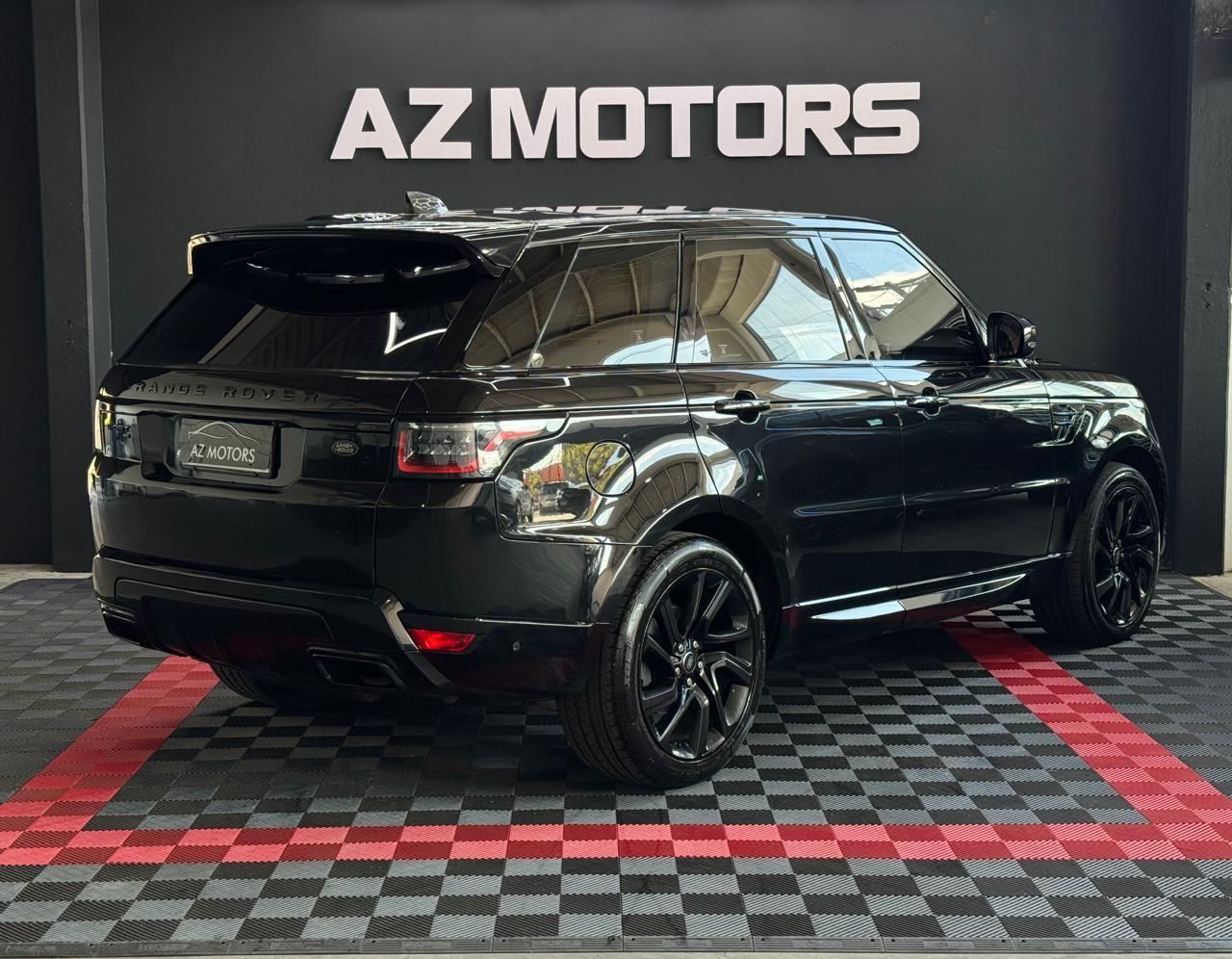 
								Range Rover 3.0 HSE Sport full									
