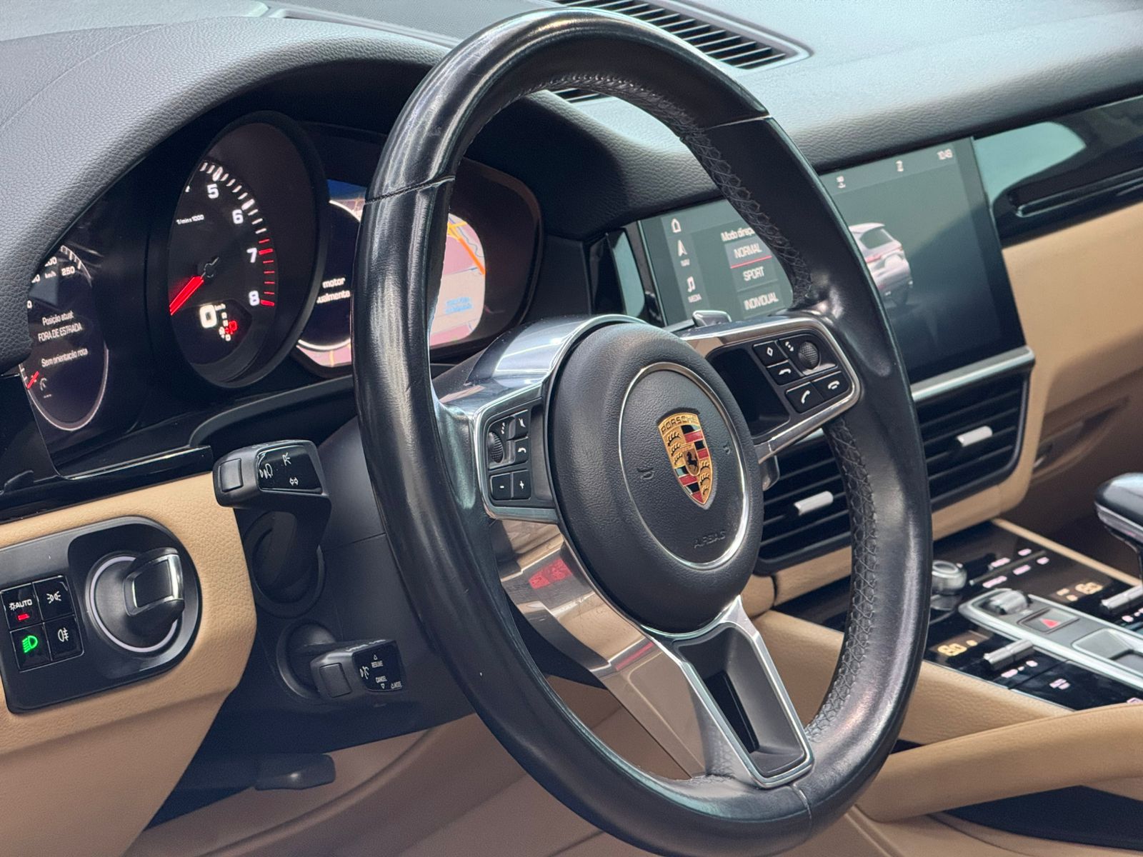 
								Porsche Cayenne full									